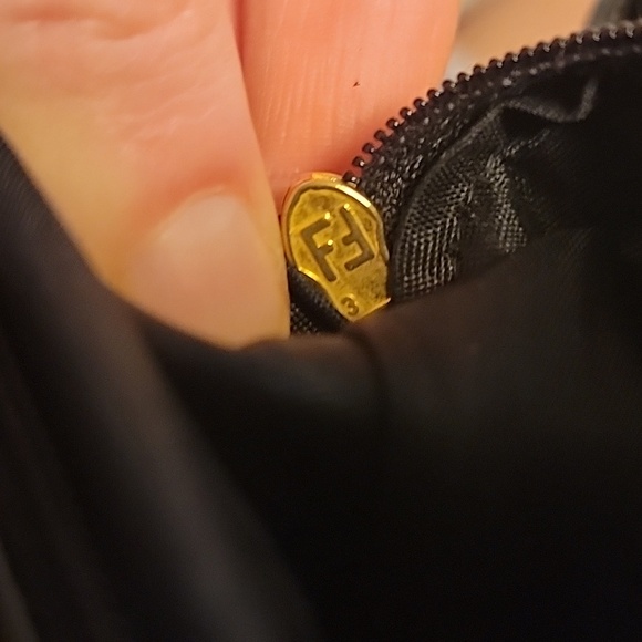 Vintage Fendi Roma Pasta Bag in Black Quilted Leather - Picture 13 of 13